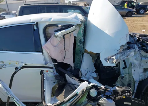 2017 Chevrolet Malibu 1Lt из США, поврежденный, VIN 1G1ZE5ST4HF116428